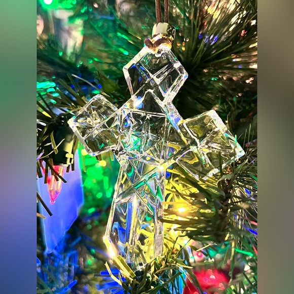✨ Waterford Crystal 2024 Annual Origami Cross Ornament, NEW IN BOX ✨ - Picture 9 of 16